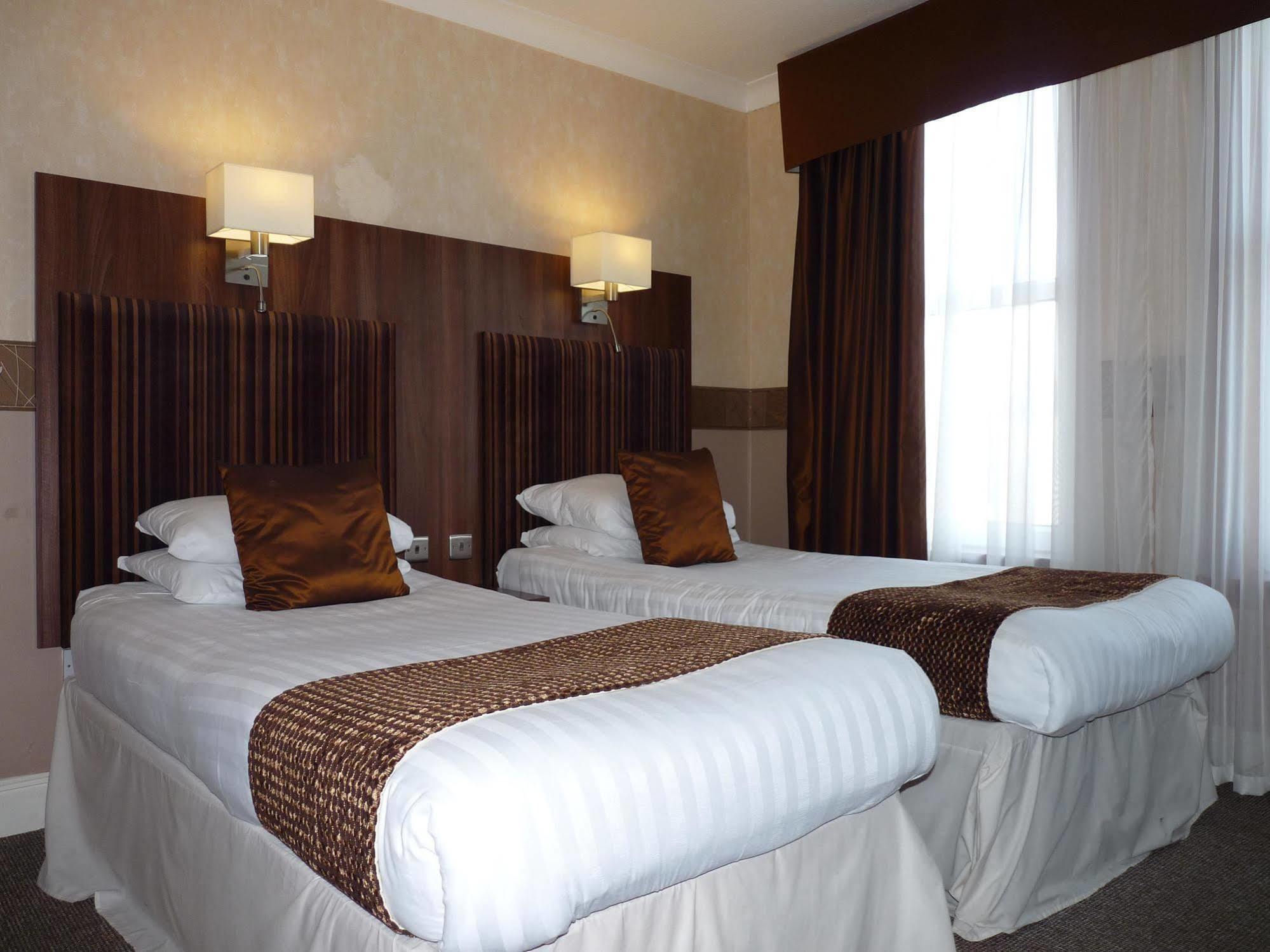 דונון The Park Hotel מראה חיצוני תמונה