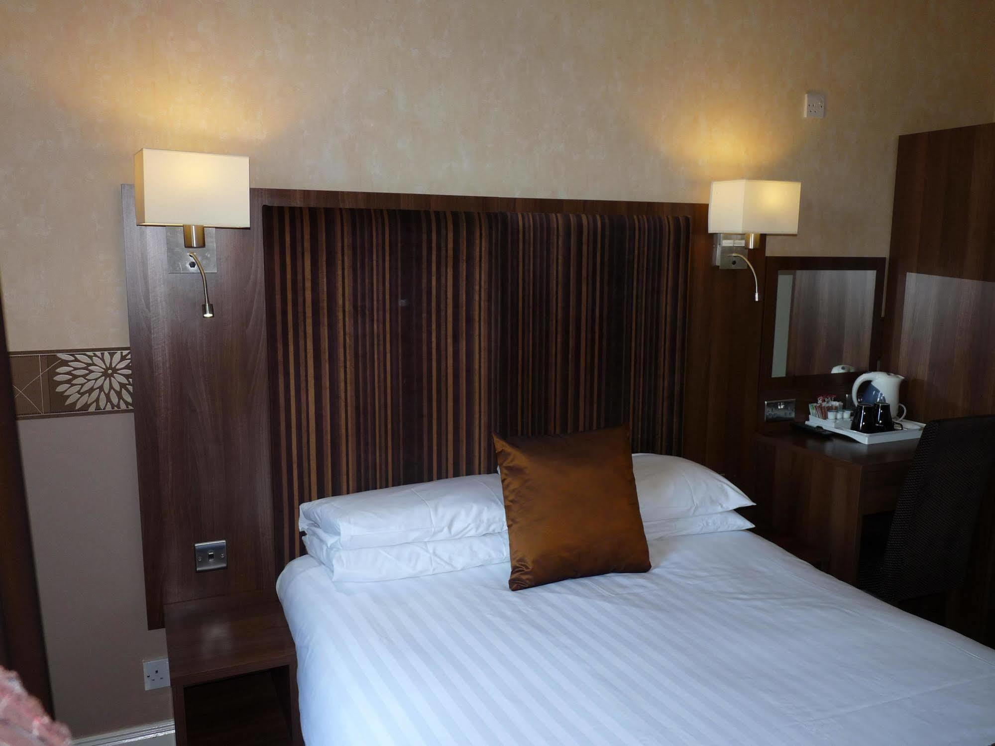 דונון The Park Hotel מראה חיצוני תמונה