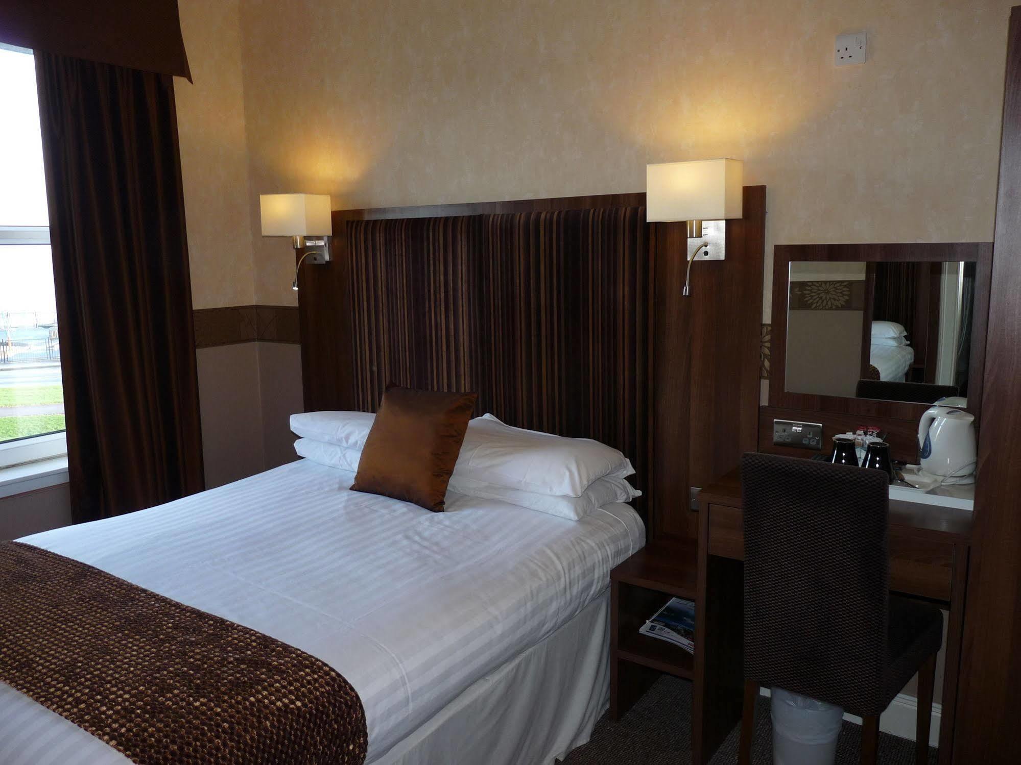 דונון The Park Hotel מראה חיצוני תמונה